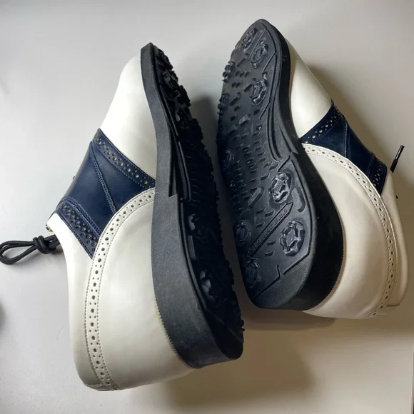 Vintage university of Reno, Nevada signature, golf shoes, alumni UNR
